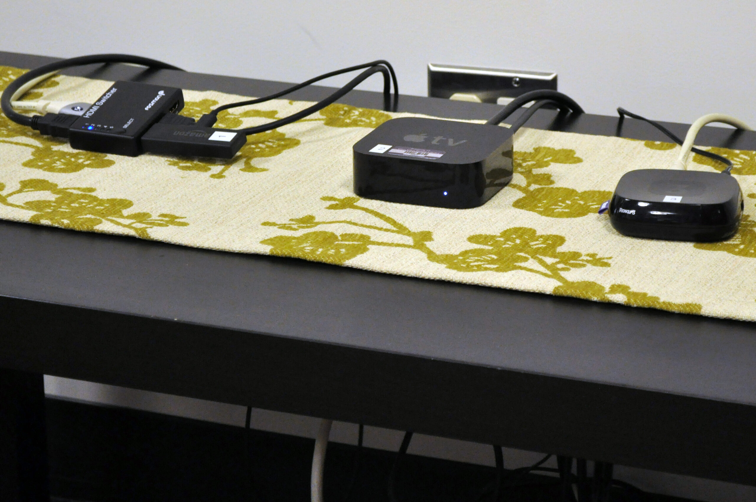 no cable family room exhibit